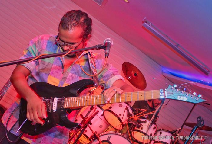 Live performance photo 14