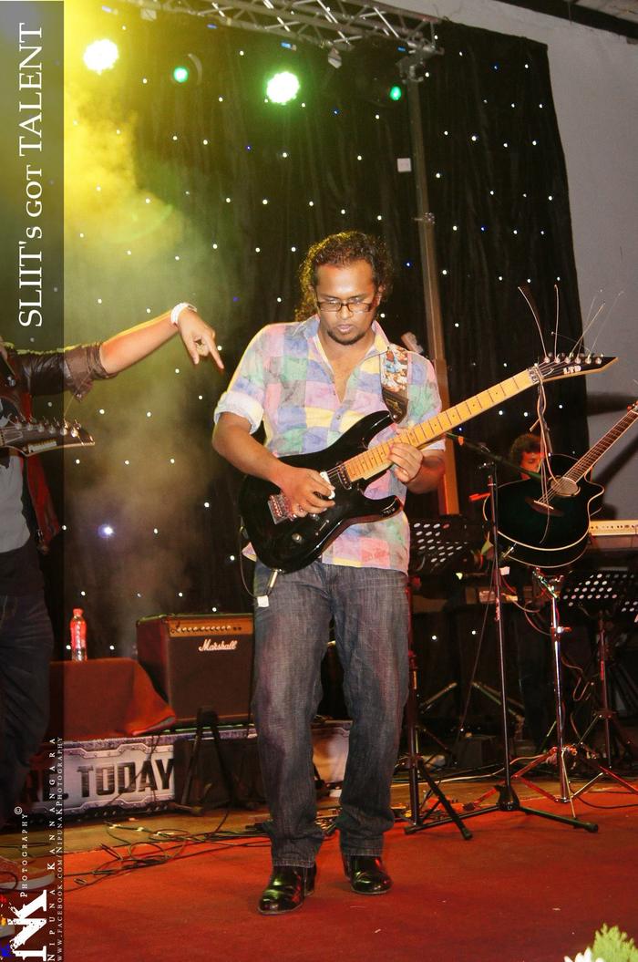 Live performance photo 18