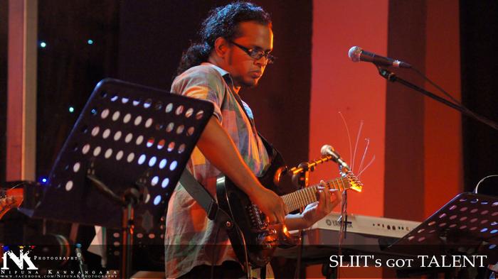 Live performance photo 21