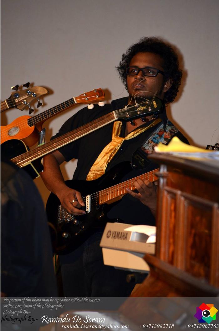 Live performance photo 24