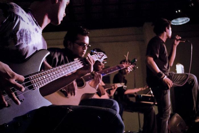Live performance photo 6