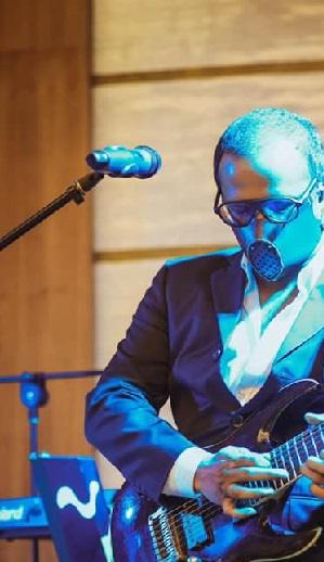 Live performance photo 60